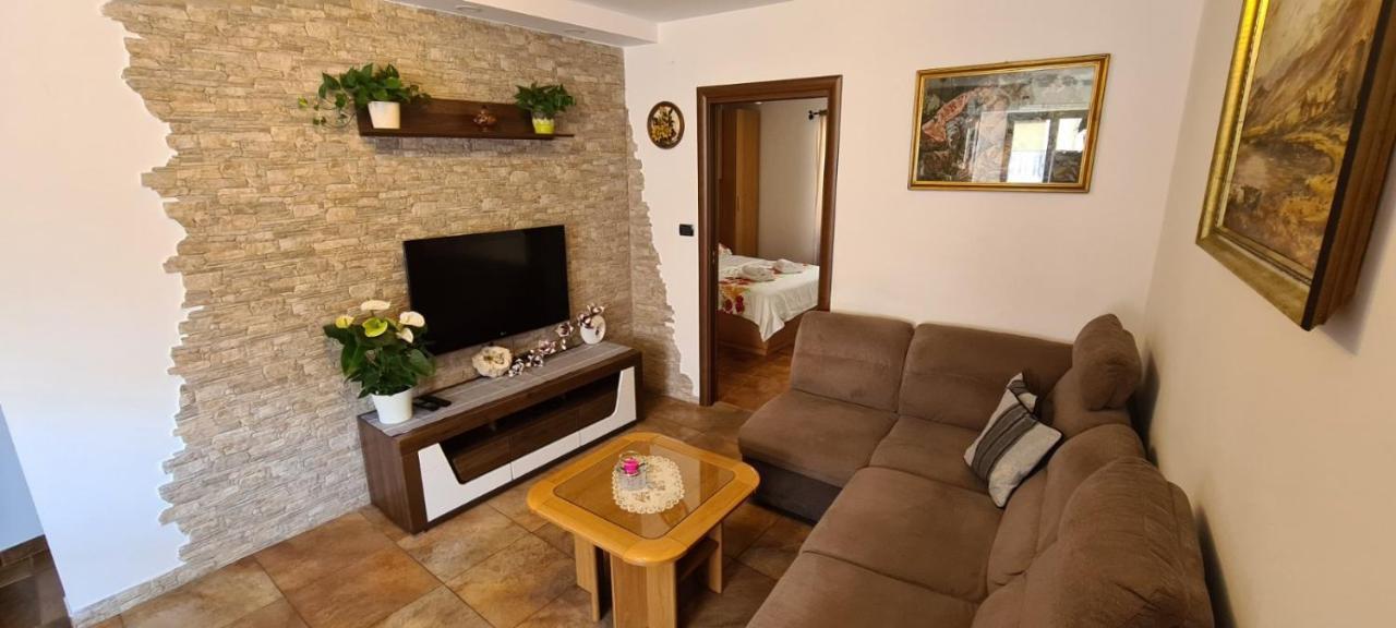 Izola City Center Apartment Eksteriør billede