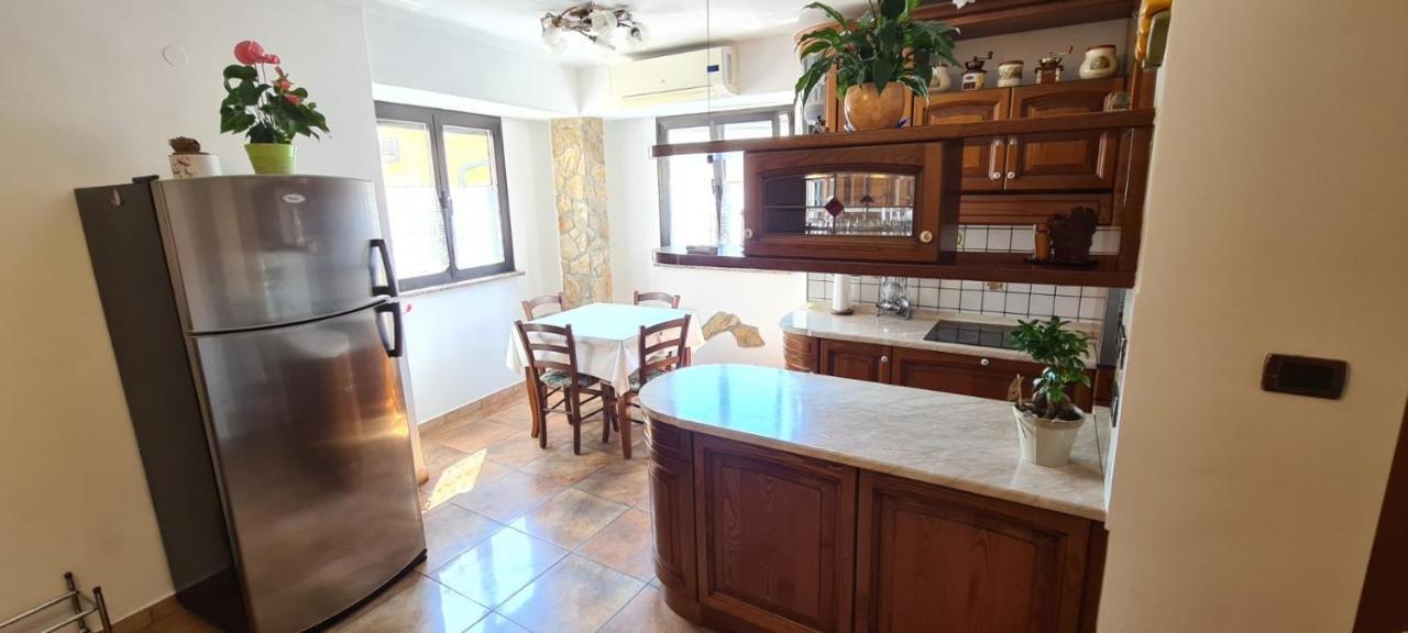 Izola City Center Apartment Eksteriør billede
