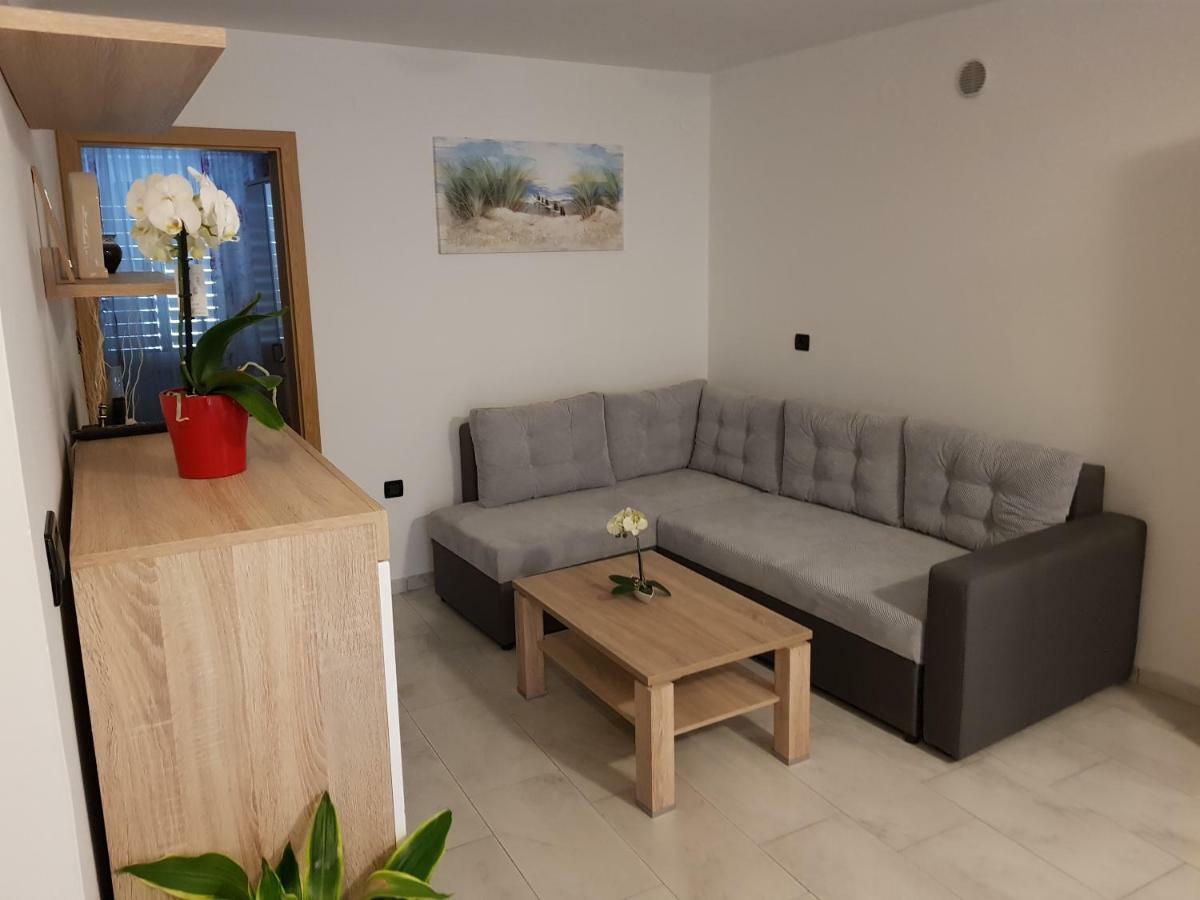Izola City Center Apartment Eksteriør billede