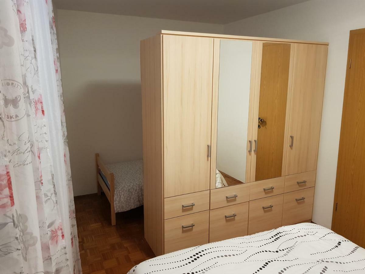Izola City Center Apartment Eksteriør billede