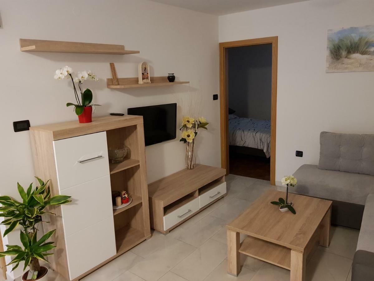 Izola City Center Apartment Eksteriør billede