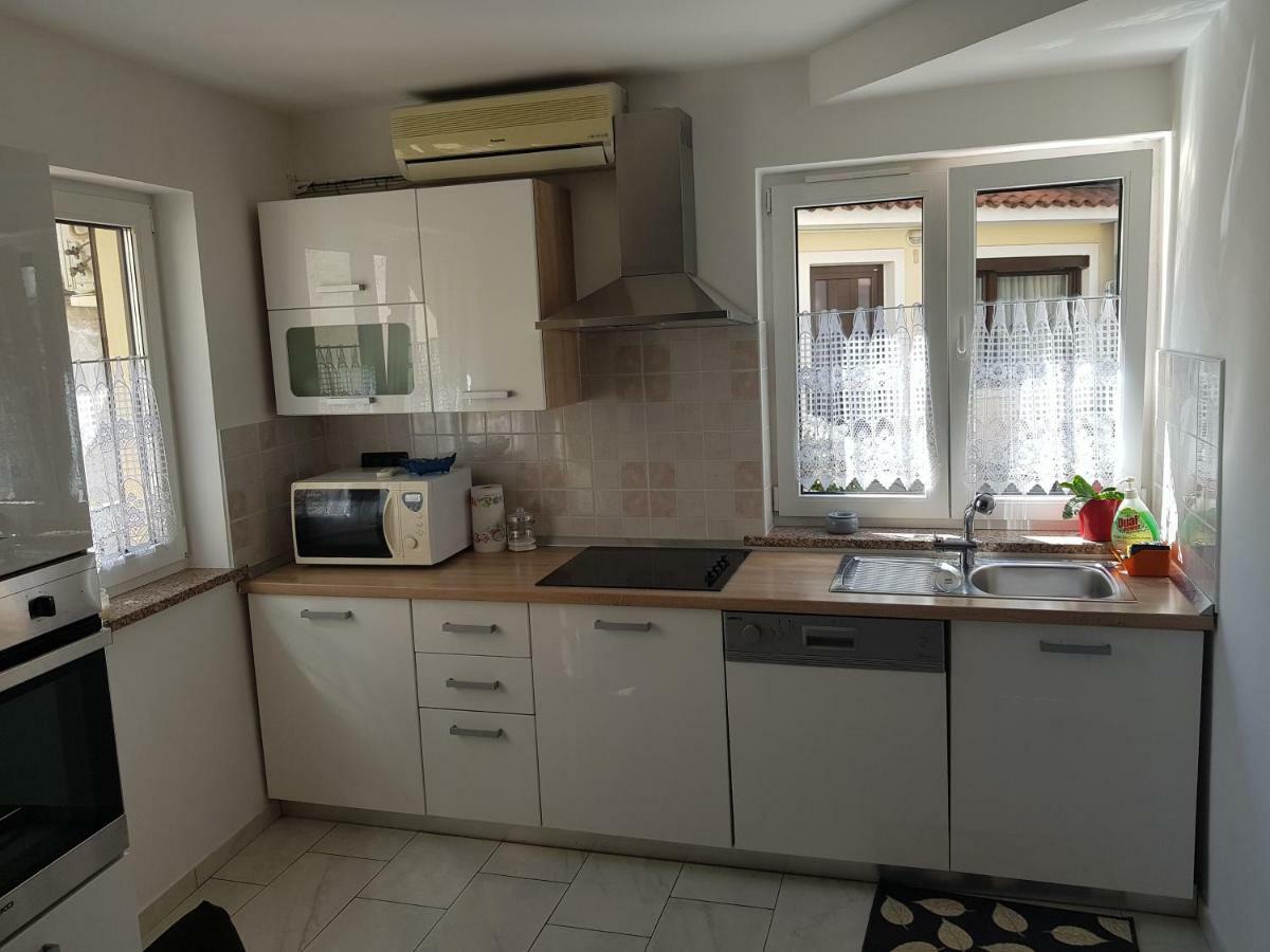 Izola City Center Apartment Eksteriør billede